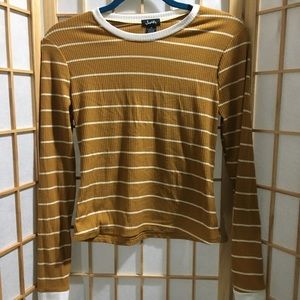 White and gold long sleeve shirt ***must buy with bundle ***